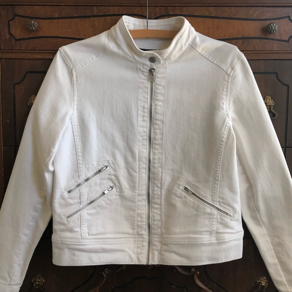 Banana Republic moto style white denim jacket M